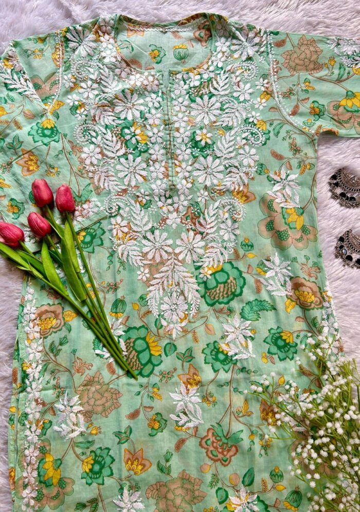 Sofia Green Chikankari Mulmul Straight Kurta - Image 1