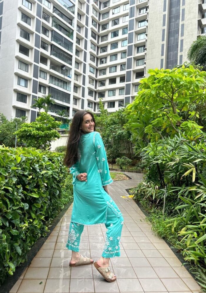 Zeeba Modal 3D Chikankari Co-ord Set- Sea Green - Image 3
