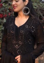 Dia Viscose Resham Jaal Chikankari and Mukesh Work 3pc Set- Black - Image 4