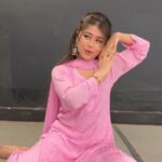 Dia Viscose Resham Jaal Chikankari and Mukesh Work 3pc Set- Baby Pink