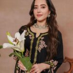 Heer Rose Chikankari Modal Long Kurti – Black