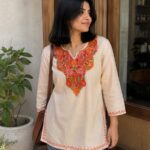 Women's Kashmiri Aari Embroidered Cotton Short Kurti- Cream